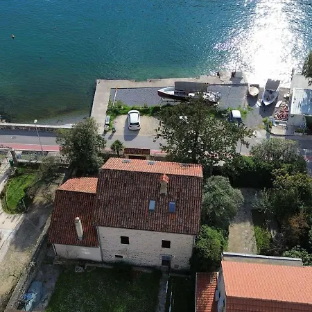 Waterfront Villa Magnolia Kotor Exterior photo